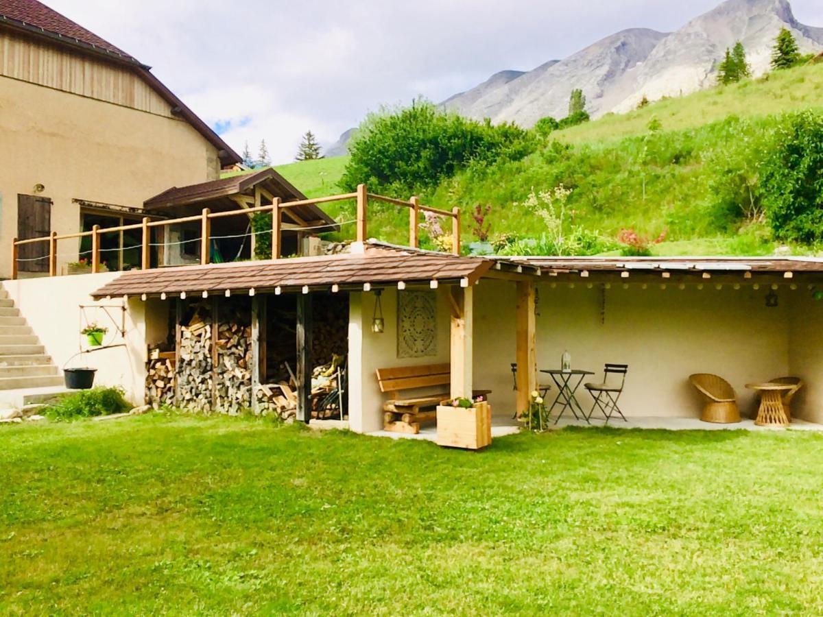 Saint-Étienne-en-Dévoluy La Tourtette Bed & Breakfast エクステリア 写真