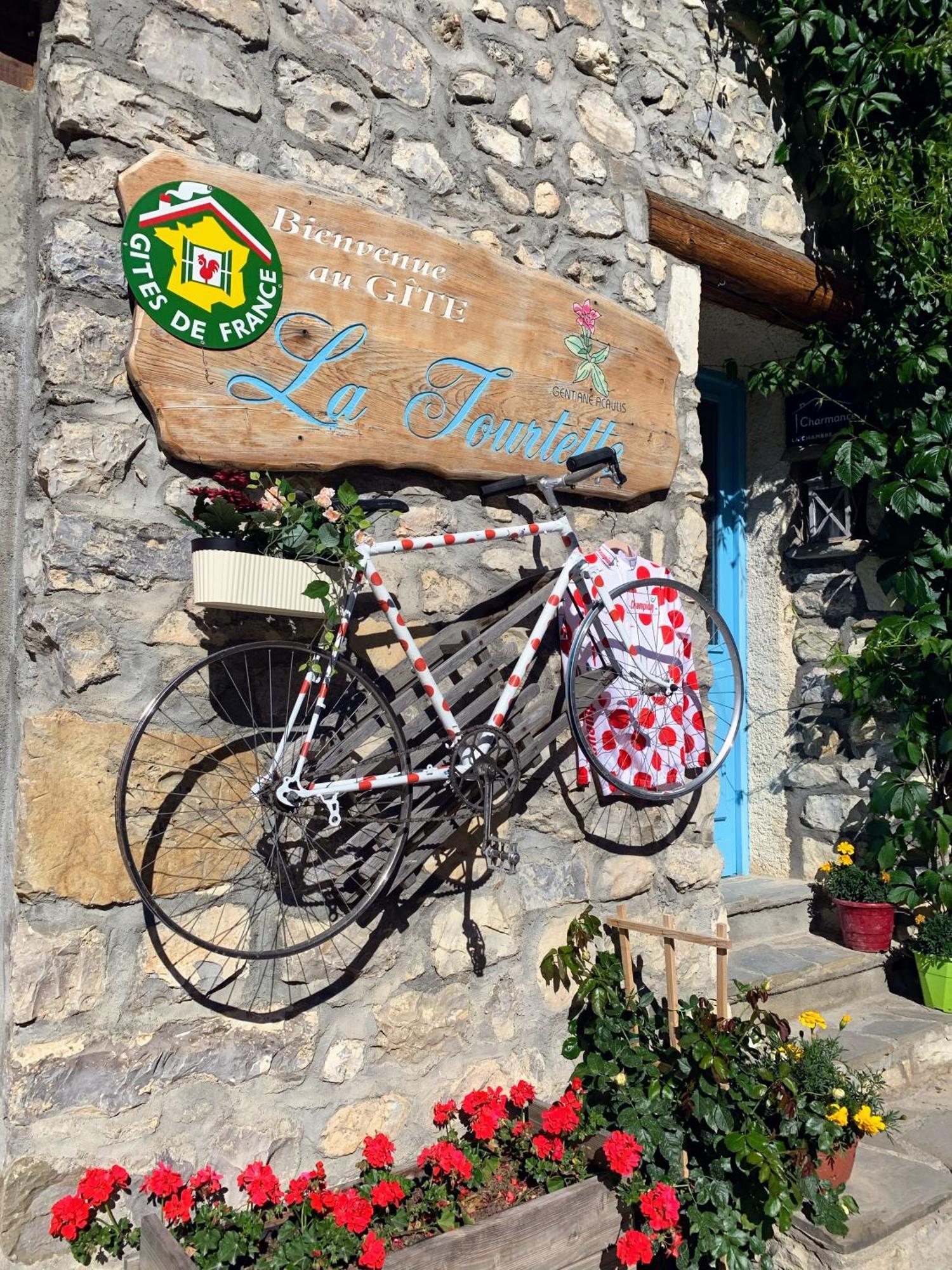 Saint-Étienne-en-Dévoluy La Tourtette Bed & Breakfast エクステリア 写真