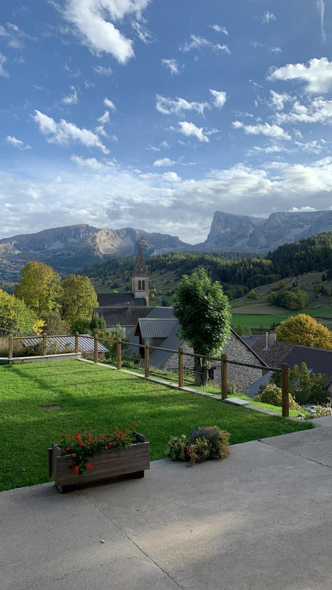 Saint-Étienne-en-Dévoluy La Tourtette Bed & Breakfast エクステリア 写真